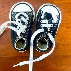 Toddler size 2 Converse All Star black